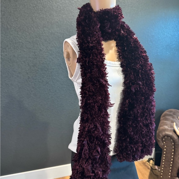 Y2K Burgundy Scarf - Picture 3 of 7